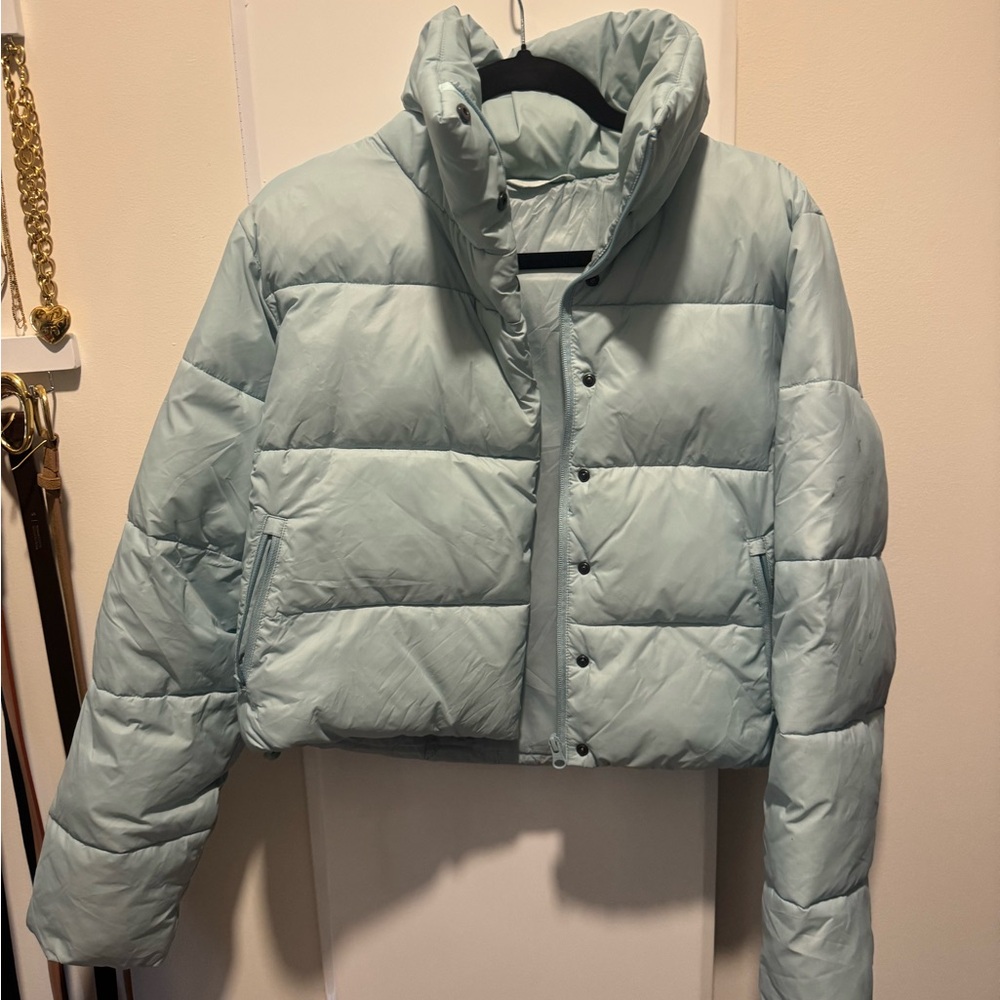 Women's ALO gold rush puffer jacket Light Blue